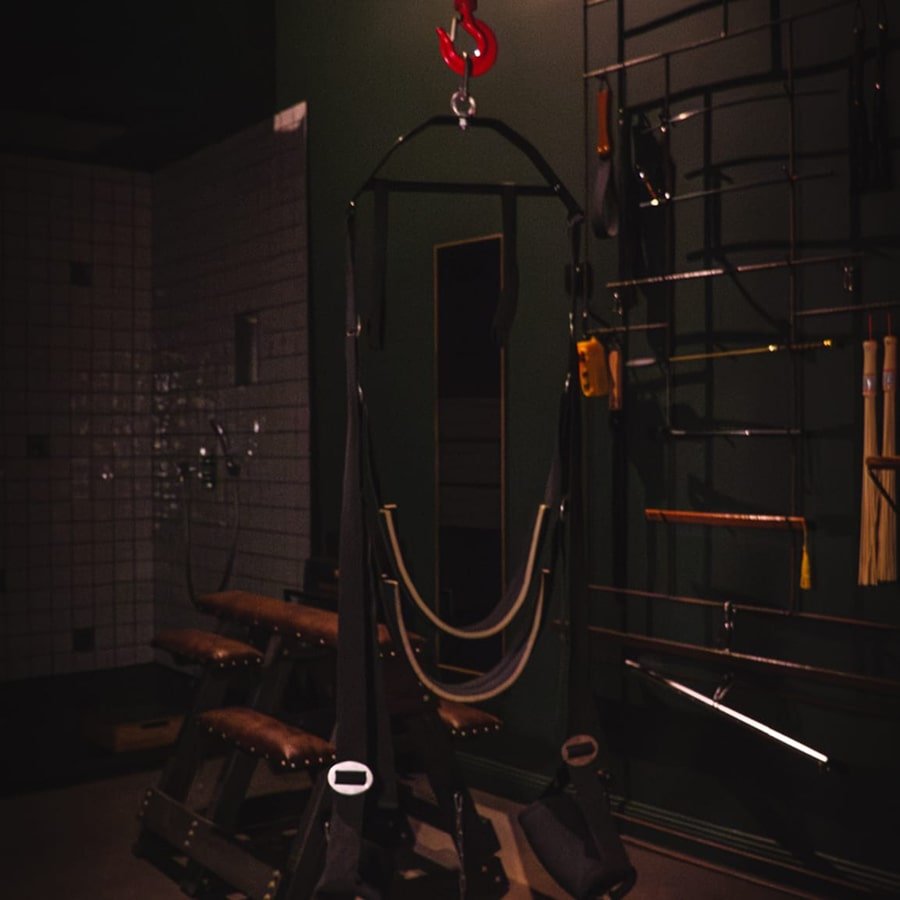 love-room-bdsm-landes-couple love room bdsm landes couple